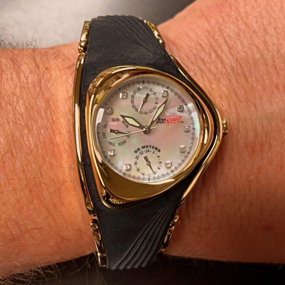 Bonspeed Camber Watch Black Rubber Strap Gold MOP Dia 38mm Buy at Jewelers Price - Picture 1 of 1
